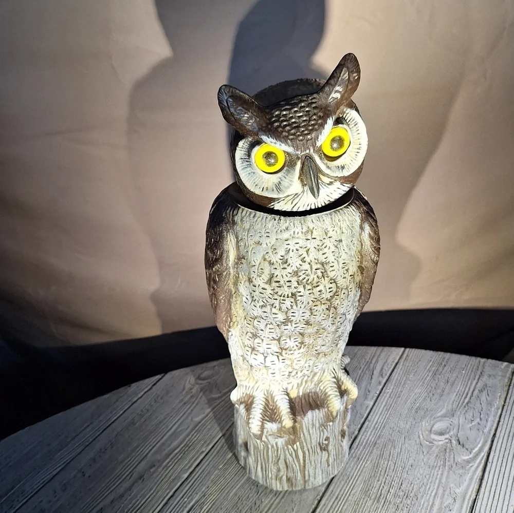 Owl Decoy Scarecrow Plastic Bobble Head Cream and Brown Dalen Products - Picture 5 of 11